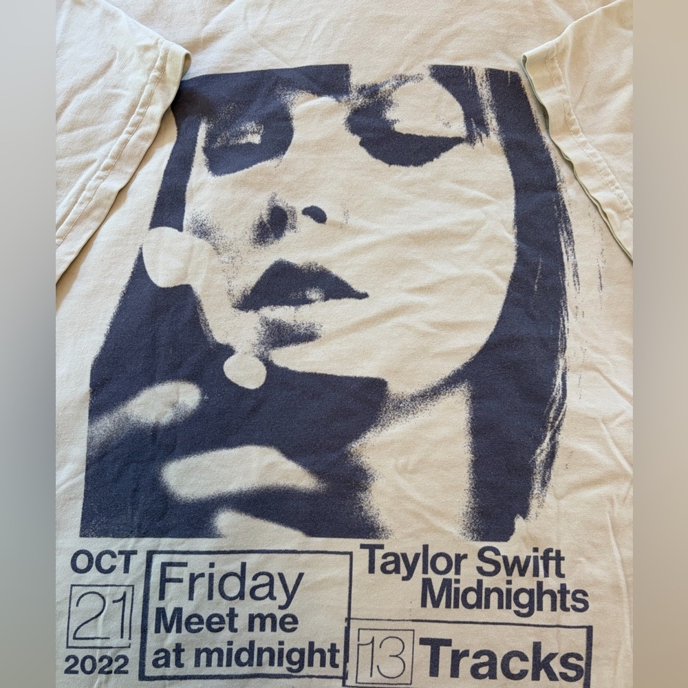 NWOT Taylor Swift Midnights Graphic Tee